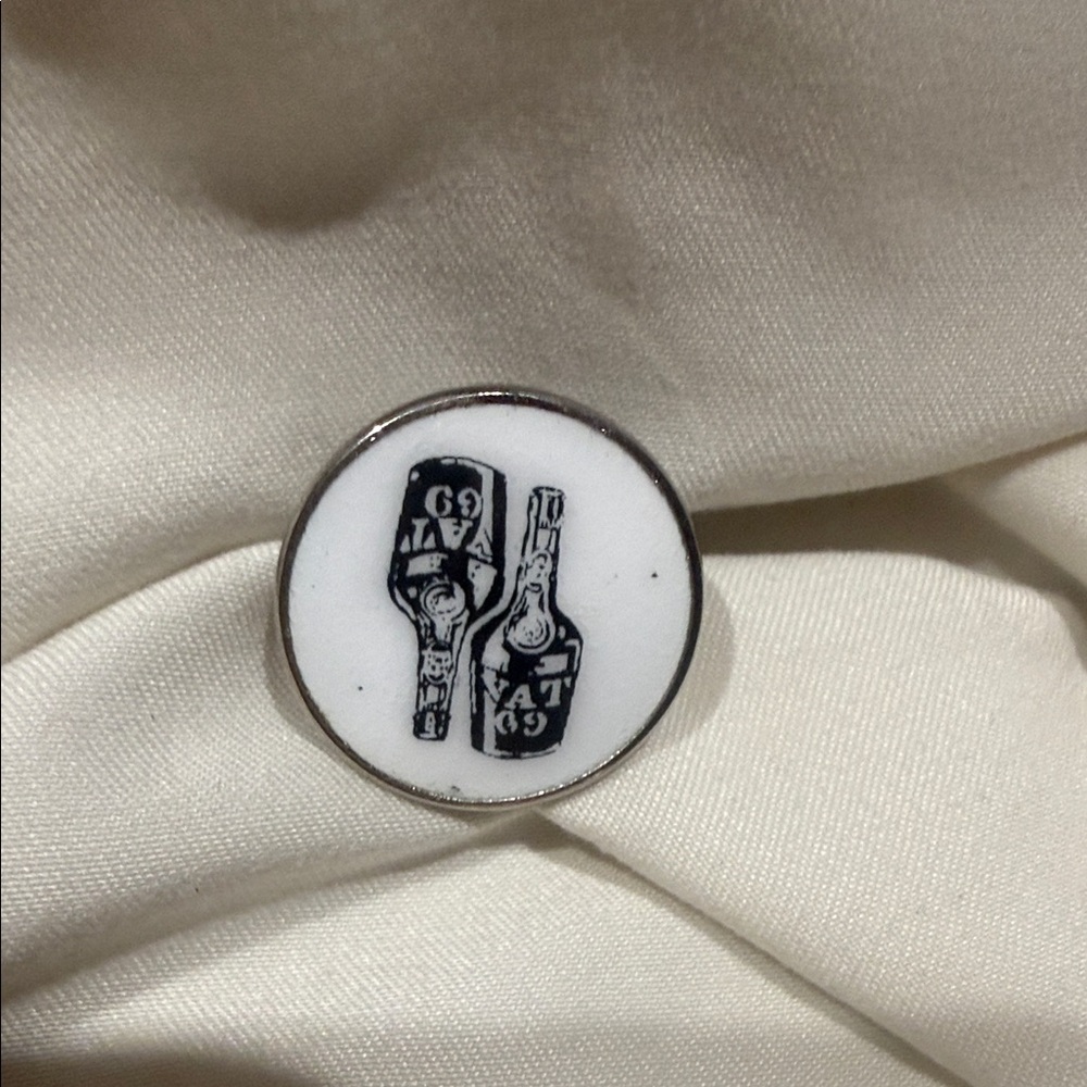 Vintage Vat 69 White and Black Round Tie Tack